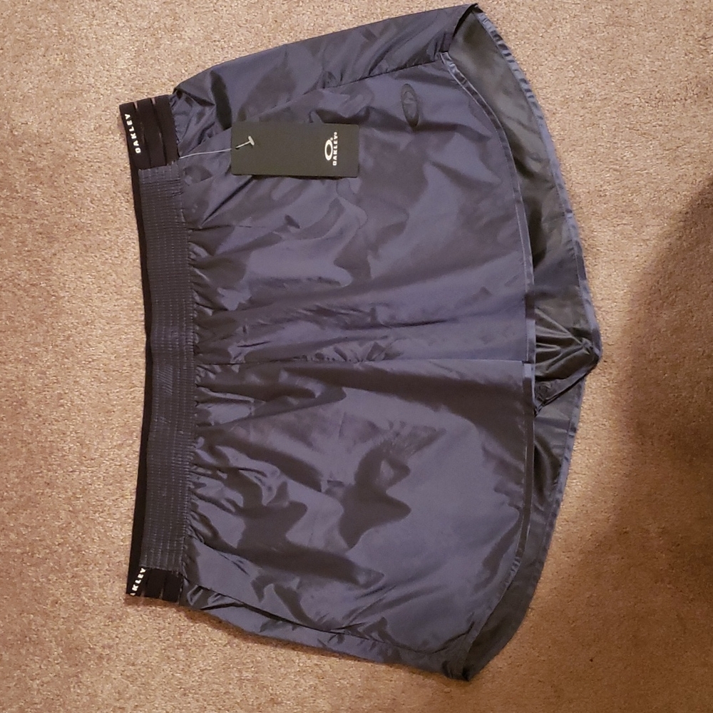 NWT Oakley Luxe Shorts